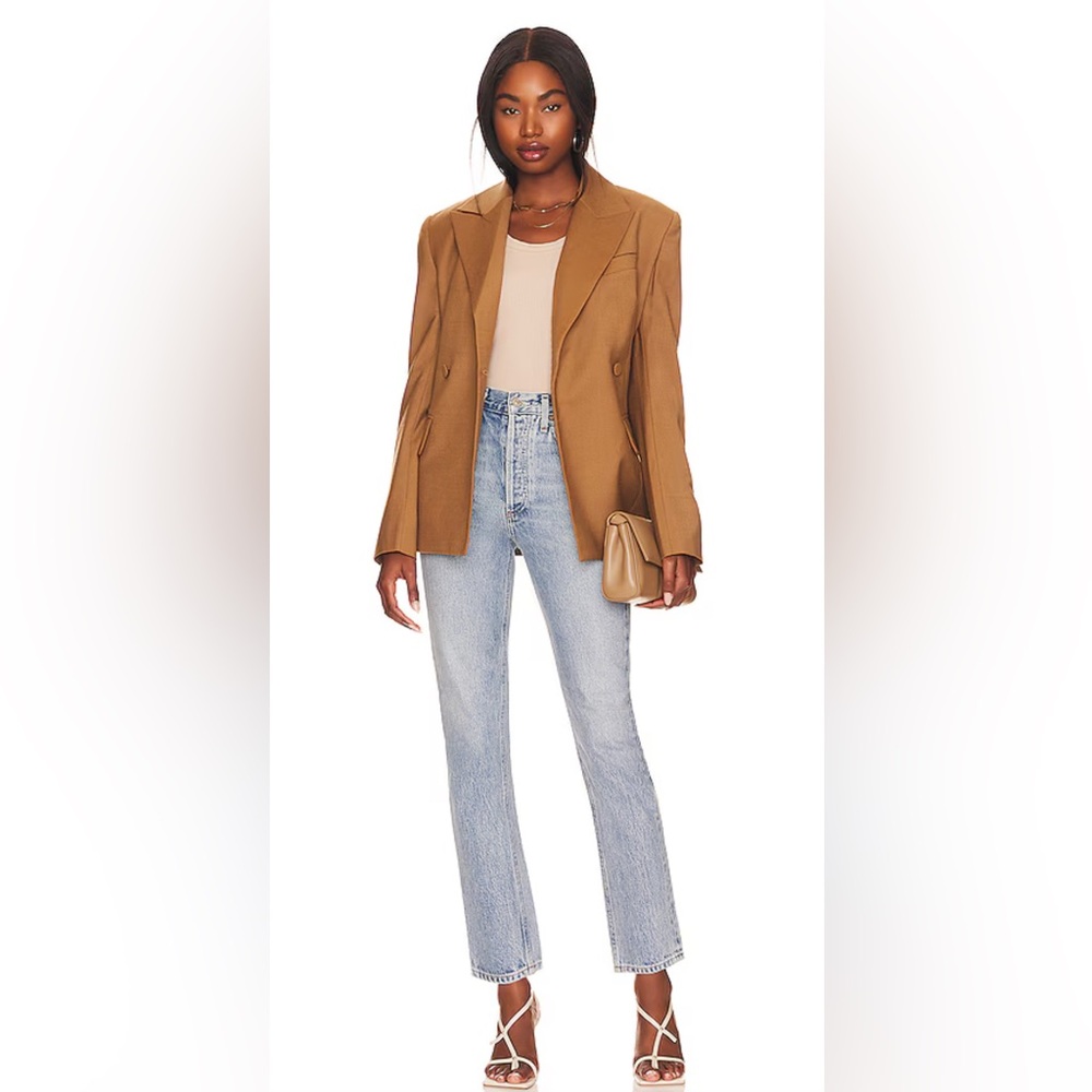 AGOLDE 🦋Riley High Rise Straight Crop Jeans in colour Renewal
Size 34 waist